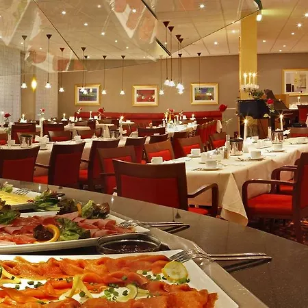 H+ Koeln Hotel
