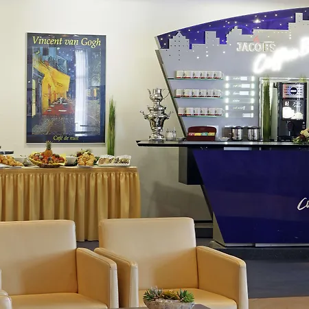 Hotel H+ Koeln 4*