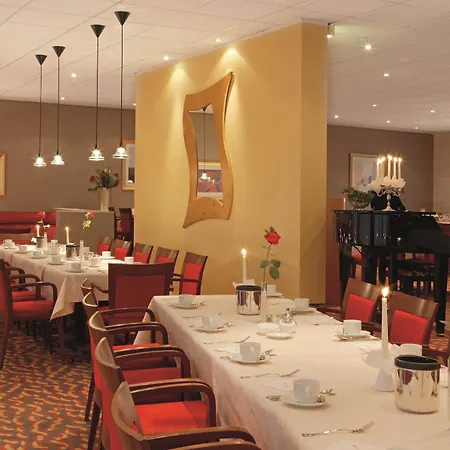 Hotel H+ Köln Brühl