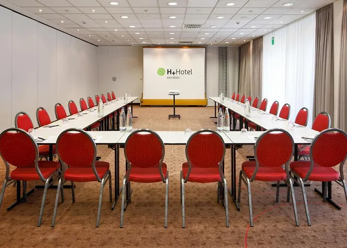 科隆布吕尔h +酒店 Brühl